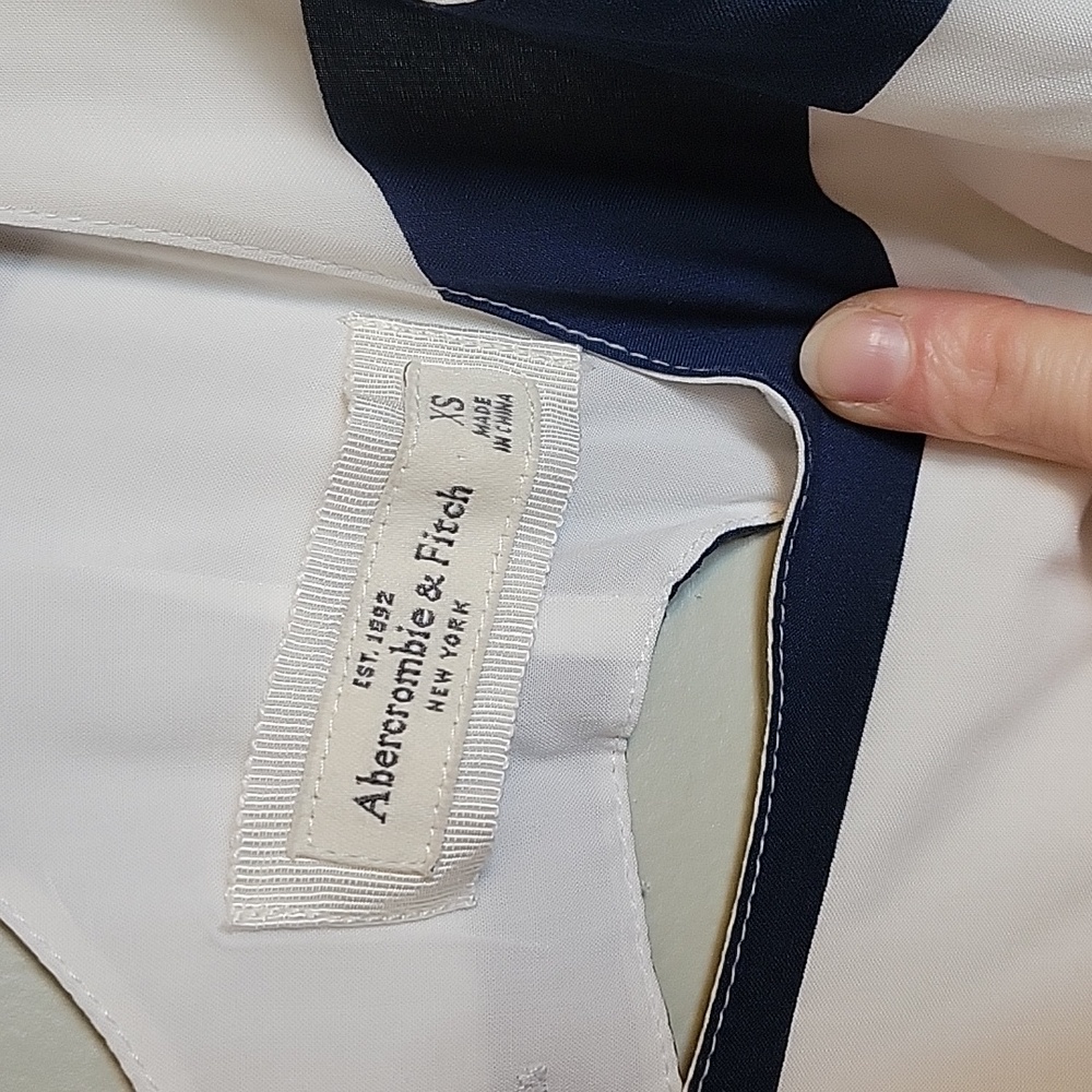 NWOT Abercrombie & Fitch Navy Blue and White Striped Dress Size XS - Picture 4 of 6